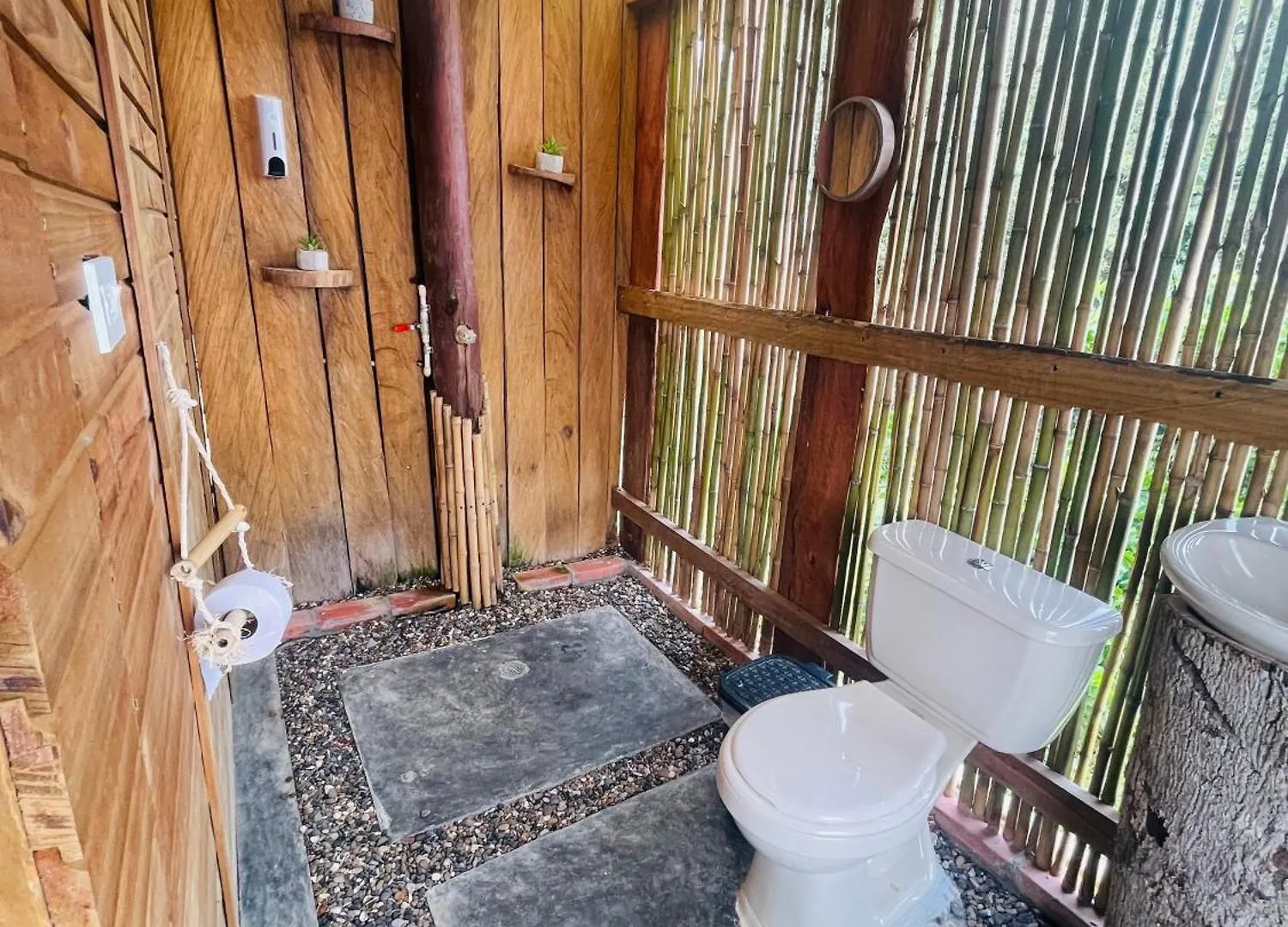 Entre Verdes Hotel & Glamping Ebejico 0*,